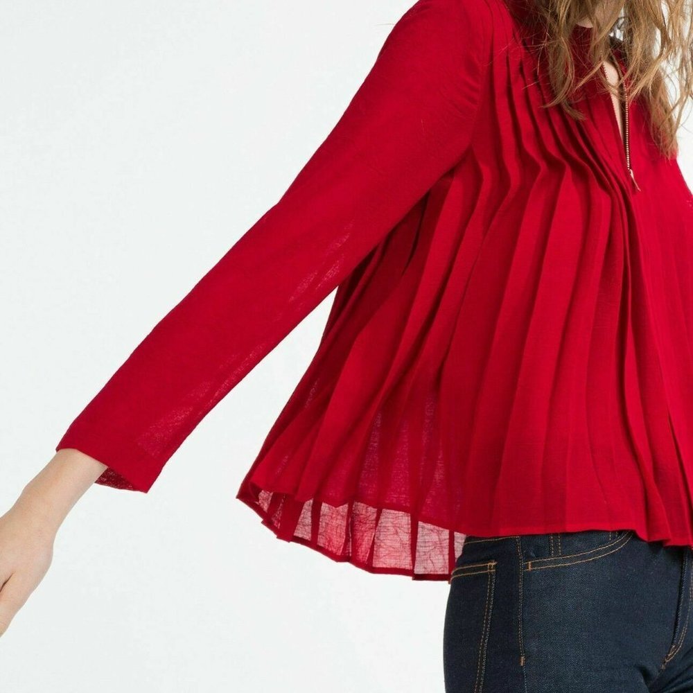Zara Women FINE PLEATED BLOUSE - Picture 8 of 8